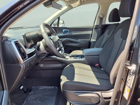 New 2026 Kia Sorento LX FWD image 15