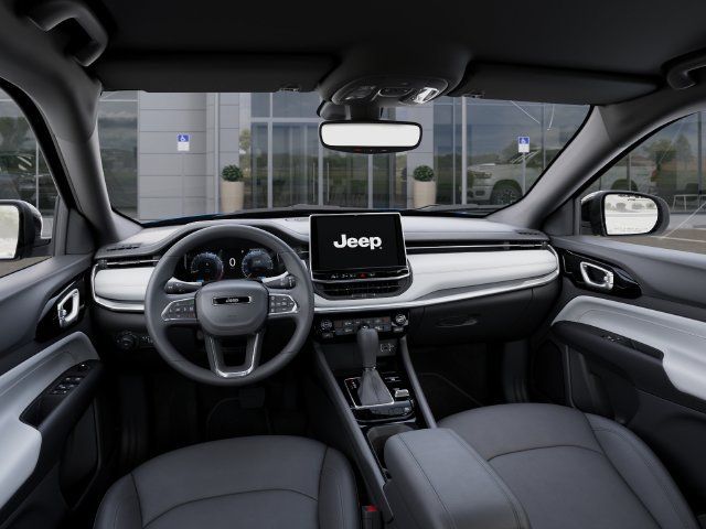 Used 2026 Jeep Compass Limited AWD/4WD image 14