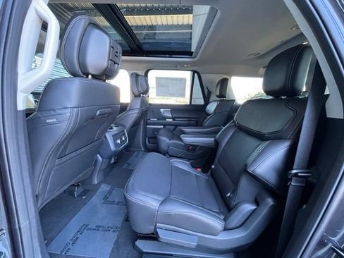 New 2027 Ford Expedition Max Platinum w/ Driver's Package AWD/4WD image 9