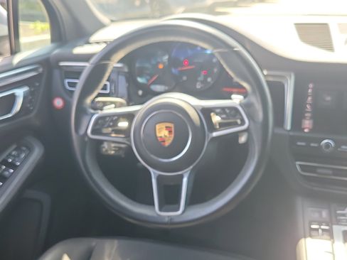 Used 2019 Porsche Macan AWD/4WD image 18