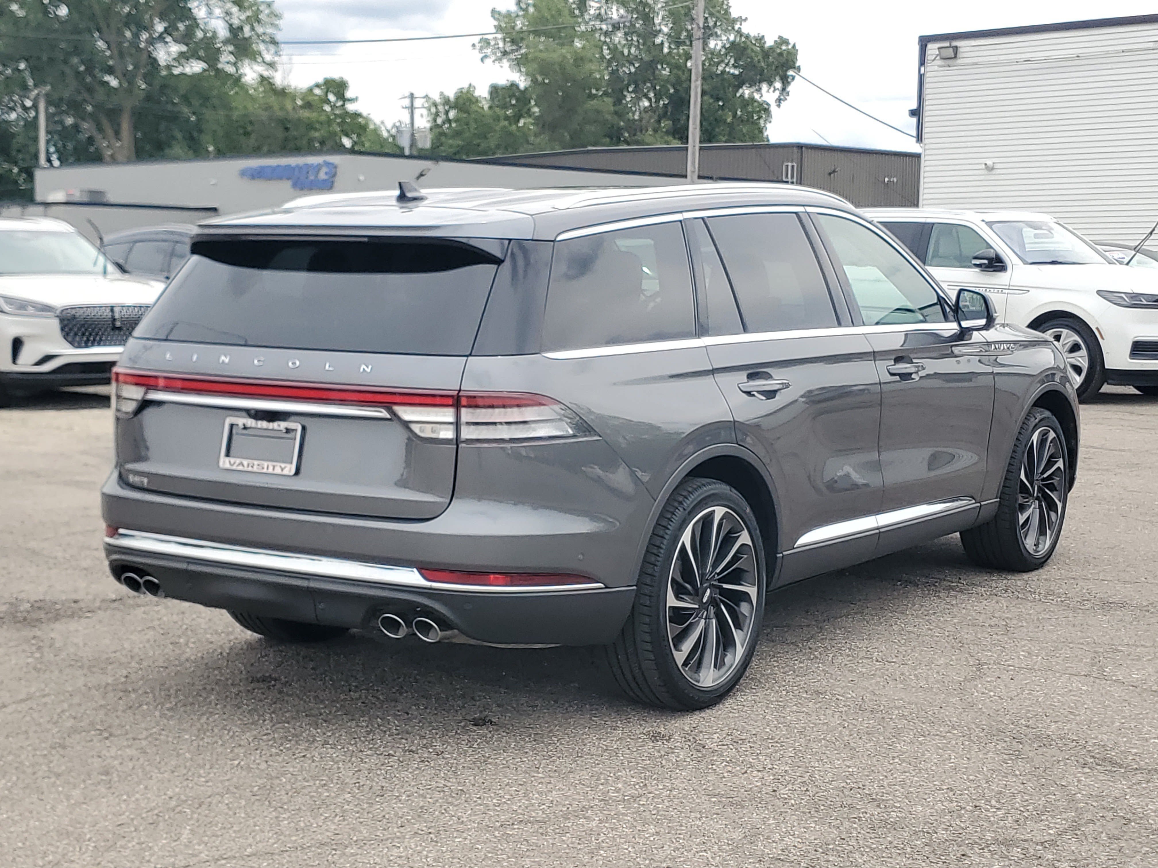 Certified 2023 Lincoln Aviator Reserve w/ Equipment Group 201A AWD/4WD image 6
