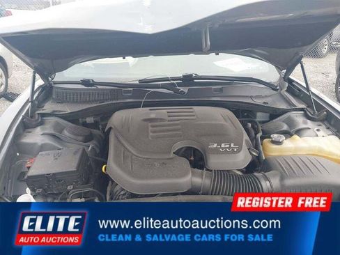 Used 2019 Dodge Charger SXT image 20