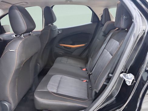 Used 2021 Ford EcoSport SE w/ SE Appearance Package image 12