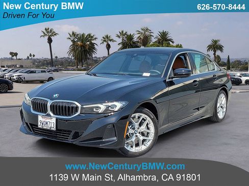 Used 2025 BMW 330i Sedan w/ Convenience Package RWD image 1