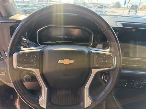 Used 2023 Chevrolet Silverado 1500 LTZ image 9