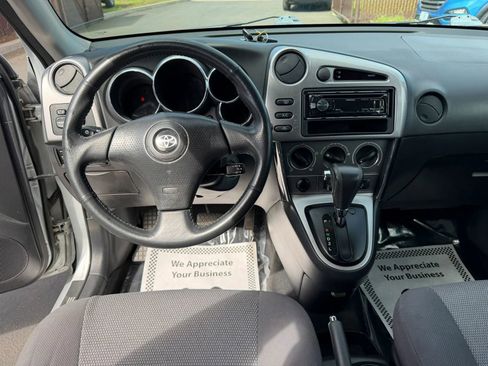 Used 2005 Toyota Matrix XR image 17