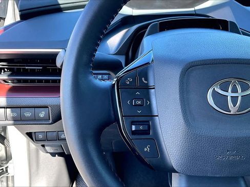 Used 2023 Toyota Prius Prime FWD image 22
