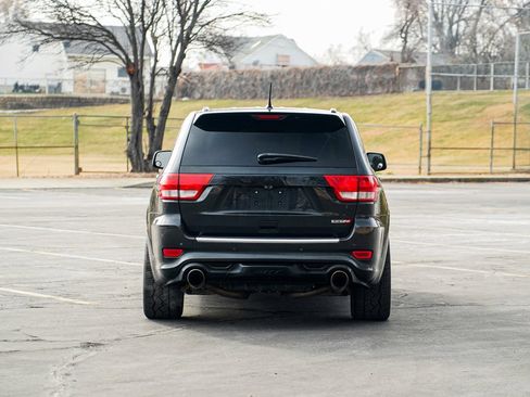 Used 2013 Jeep Grand Cherokee SRT8 w/ Luxury Group II image 6