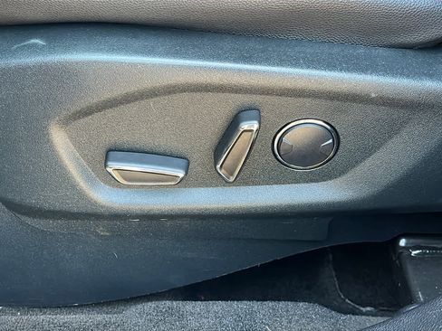 Used 2018 Ford Explorer Sport w/ Equipment Group 401A AWD/4WD image 22