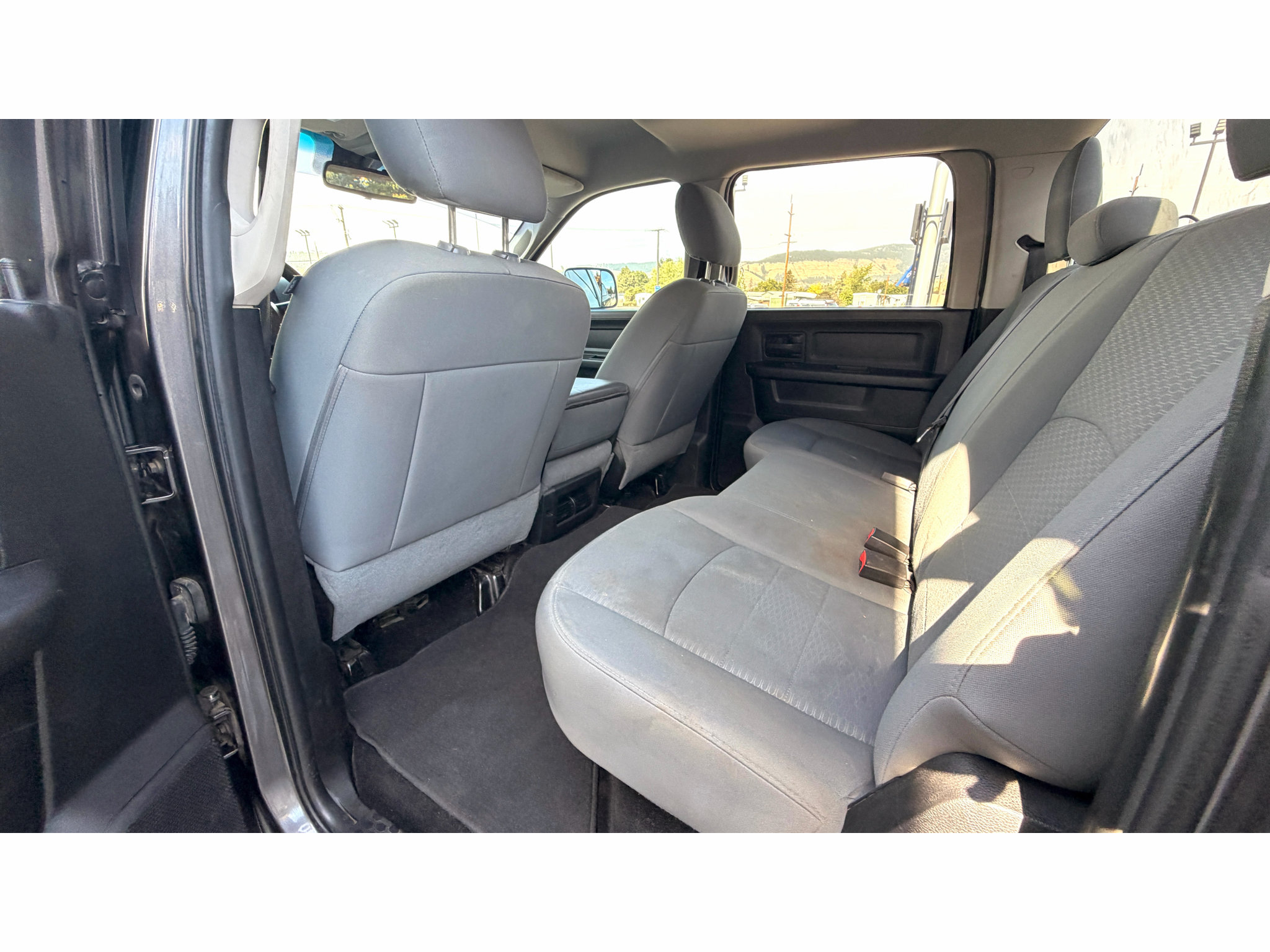 Used 2014 RAM 1500 Express AWD/4WD image 18