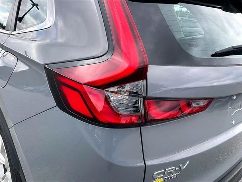 Used 2024 Honda CR-V LX image 29