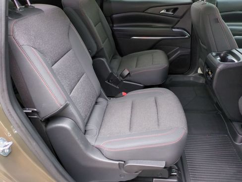 Certified 2024 Chevrolet Traverse Z71 w/ LPO, Floor Liner Package AWD/4WD image 30