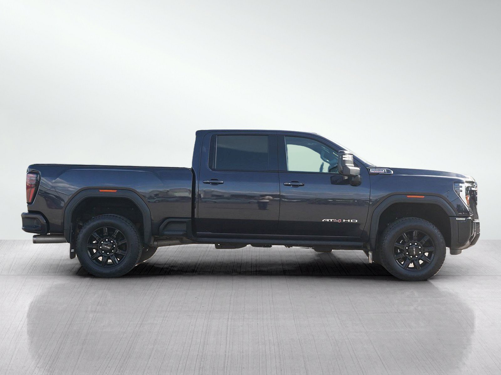 Used 2025 GMC Sierra 3500 AT4 w/ AT4 Premium Plus Package AWD/4WD image 6