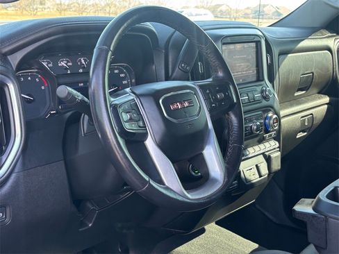 Certified 2022 GMC Sierra 1500 SLT w/ Driver Alert Package I image 7