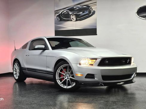 Used 2012 Ford Mustang Coupe RWD image 1