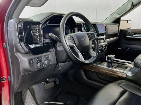 Used 2024 Chevrolet Silverado 1500 RST w/ Convenience Package II AWD/4WD image 9