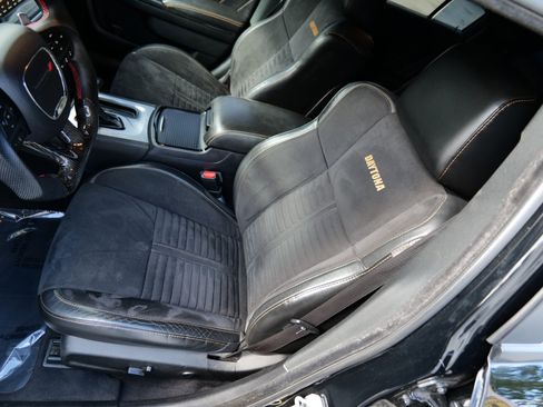 Used 2018 Dodge Charger R/T image 14