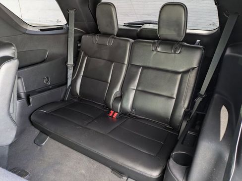 Used 2022 Ford Explorer ST w/ ST Street Pack image 19