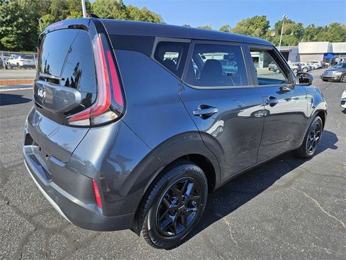 Used 2023 Kia Soul LX w/ Option Group 015 image 7