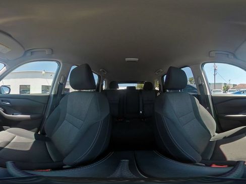 Used 2025 Nissan Rogue SV FWD image 45