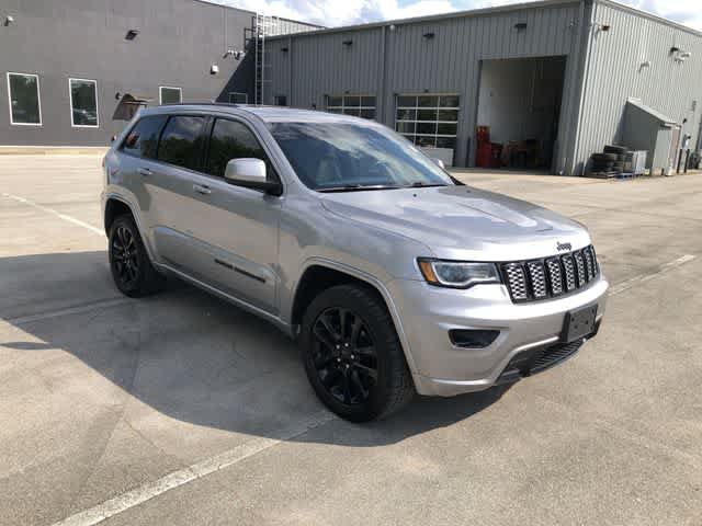 Certified 2020 Jeep Grand Cherokee Altitude AWD/4WD image 8