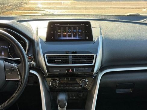 Used 2018 Mitsubishi Eclipse Cross SE image 14