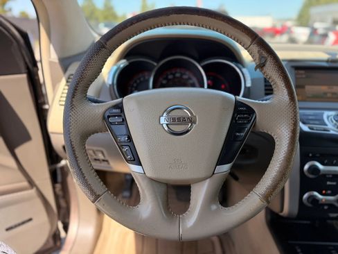 Used 2010 Nissan Murano SL w/ Leather Pkg AWD/4WD image 25