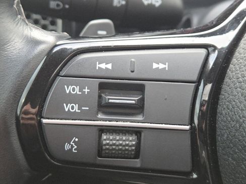 Used 2022 Honda Civic Touring image 35