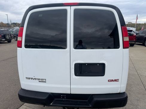 Used 2014 GMC Savana 2500 G2500 Extended Cargo image 6