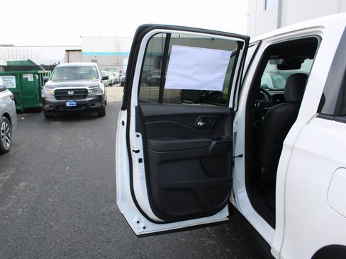 New 2026 Honda Ridgeline Black Edition image 27