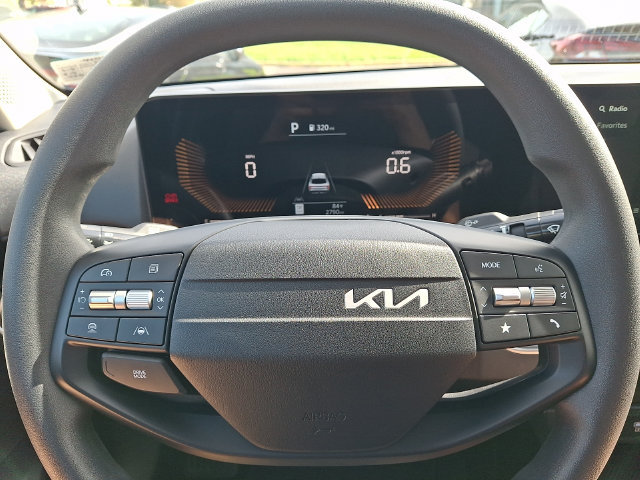 Certified 2026 Kia K4 FWD image 18