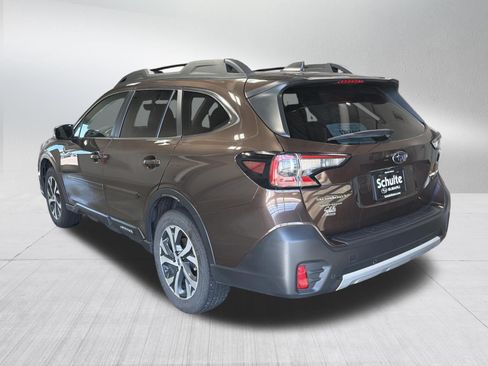 Used 2022 Subaru Outback Limited AWD/4WD image 5