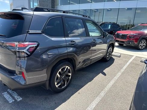 Used 2025 Subaru Forester Limited w/ Popular Package #2 AWD/4WD image 4