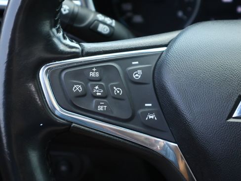 Used 2020 Chevrolet Equinox Premier FWD image 13