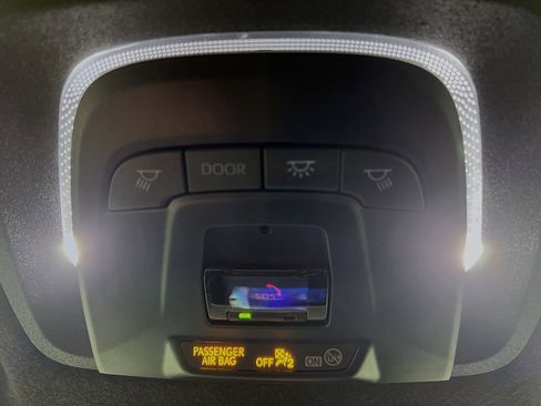 Used 2024 Toyota Corolla Cross Hybrid Nightshade image 21