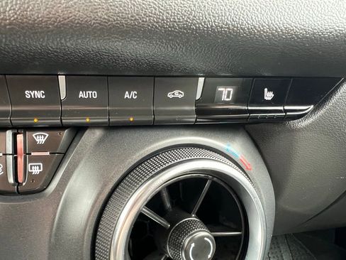 Used 2024 Chevrolet Blazer LT w/ Convenience Package FWD image 42