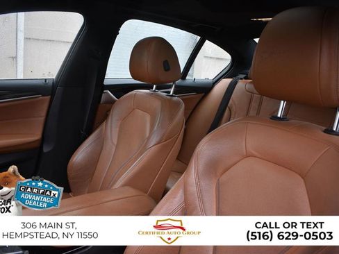 Used 2019 BMW 530i xDrive AWD/4WD image 10