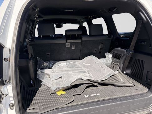 Used 2022 Lexus GX 460 w/ Black Line Special Edition image 26