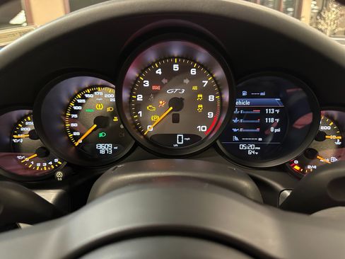 Used 2018 Porsche 911 GT3 image 55