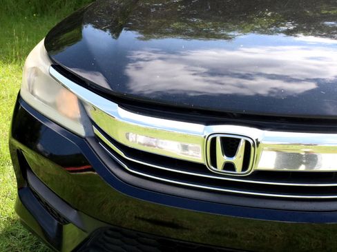Used 2016 Honda Accord LX image 20