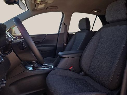 Used 2024 Chevrolet Equinox LT image 10