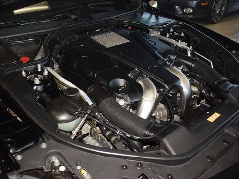 Used 2013 Mercedes-Benz SL 550 image 28