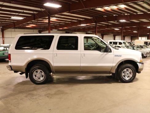 Used 2000 Ford Excursion Limited image 8