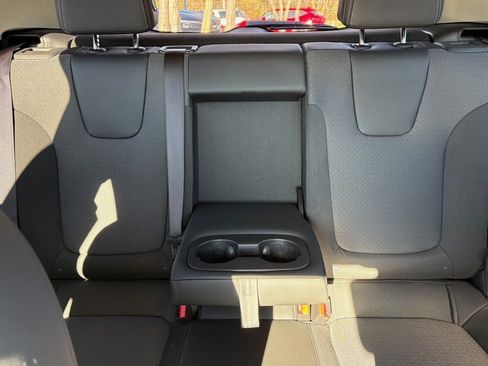 Used 2024 Buick Encore GX Preferred w/ Comfort Package image 15