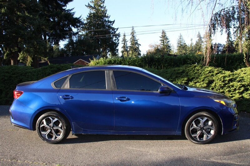 Used 2021 Kia Forte LXS FWD image 12