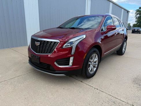 Used 2020 Cadillac XT5 Premium Luxury w/ LPO, Floor Liner Package AWD/4WD image 2