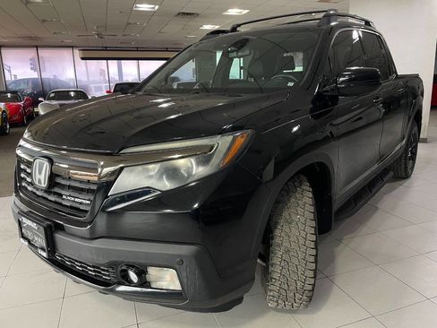 Used 2017 Honda Ridgeline Black Edition image 3