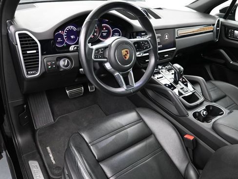 Certified 2023 Porsche Cayenne S Platinum AWD/4WD image 4