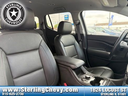 Used 2023 GMC Acadia SLT AWD/4WD image 12