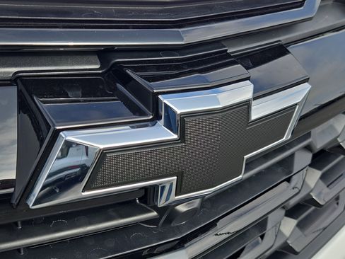 New 2026 Chevrolet Equinox LT w/ Midnight Edition image 16